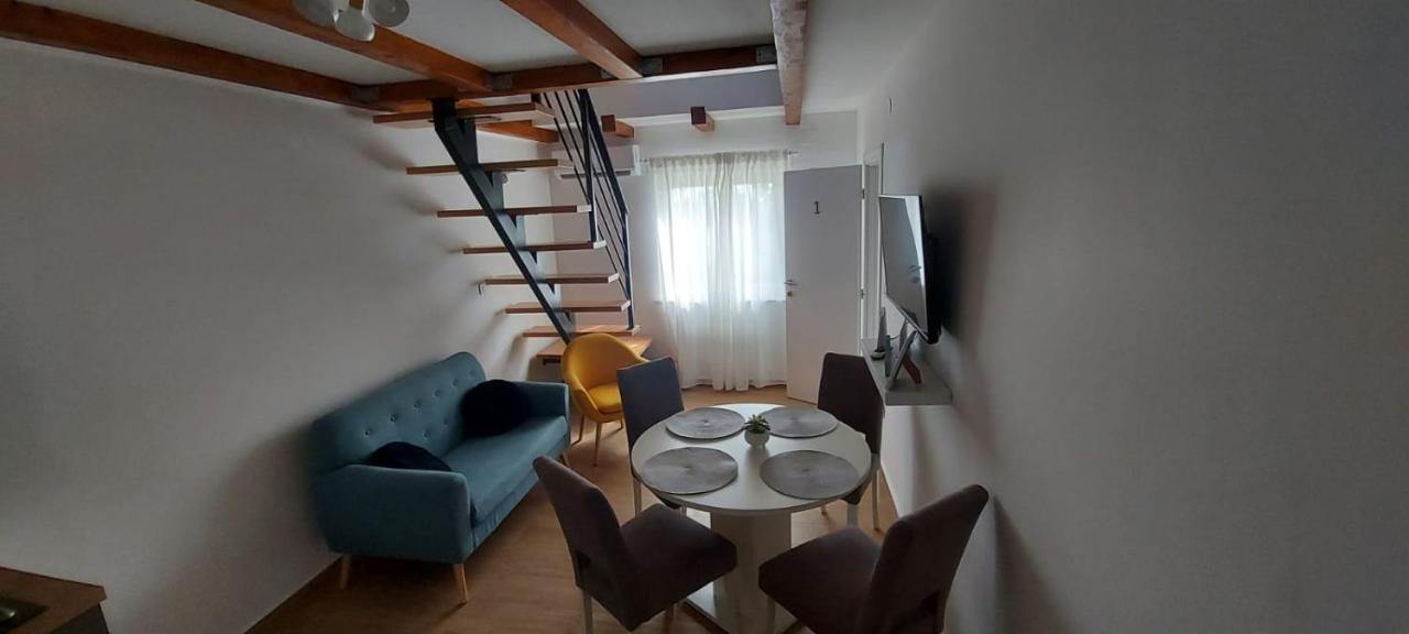 Apartments Lucky Lozovac Eksteriør billede